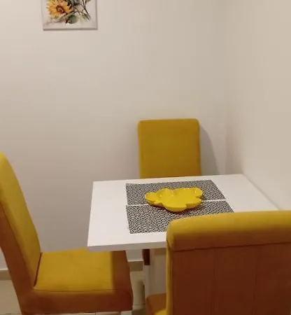 Sunflower Apartament *