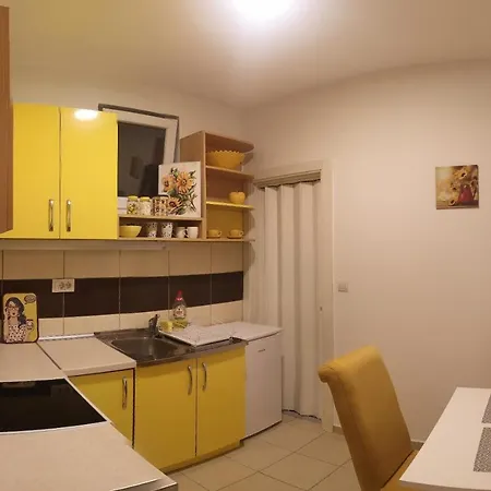 Sunflower Apartament Sremska Mitrovica