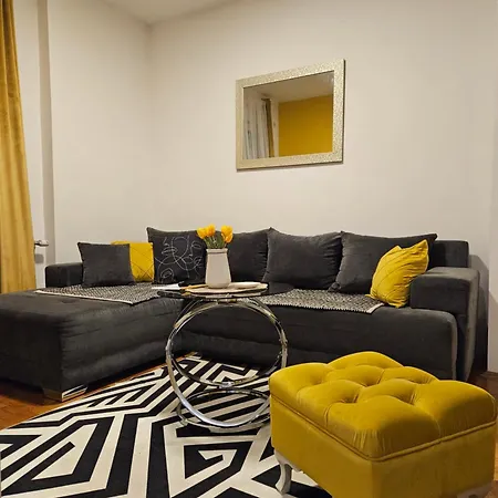 Sunflower * Σρέμσκα Μιτρόβιτσα