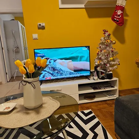 Sunflower Apartament *