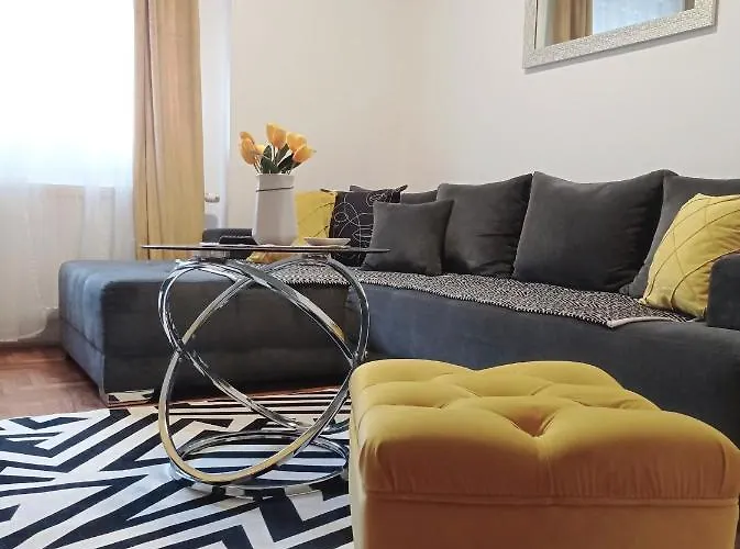 Sunflower * Σρέμσκα Μιτρόβιτσα